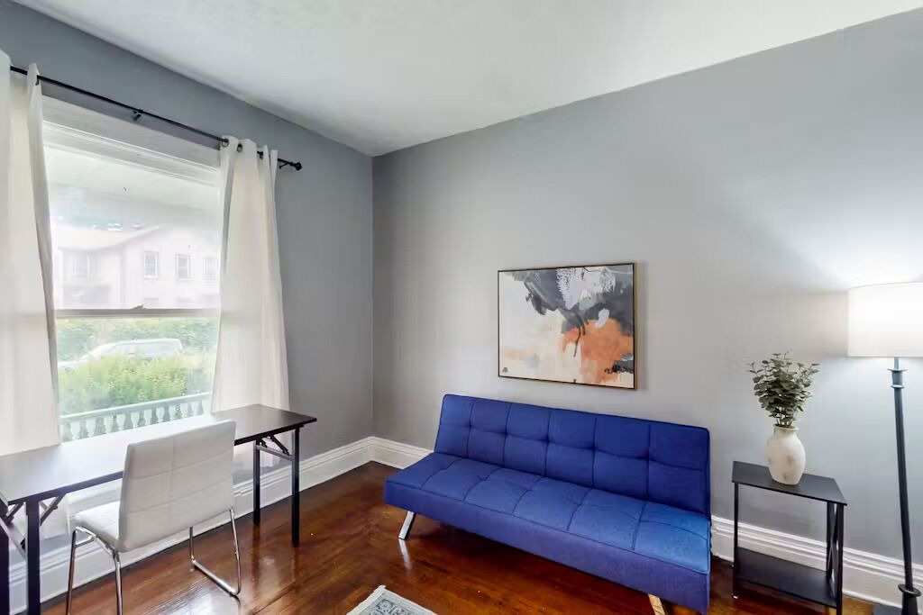 Photo of Livingroom in Downtown Rochester