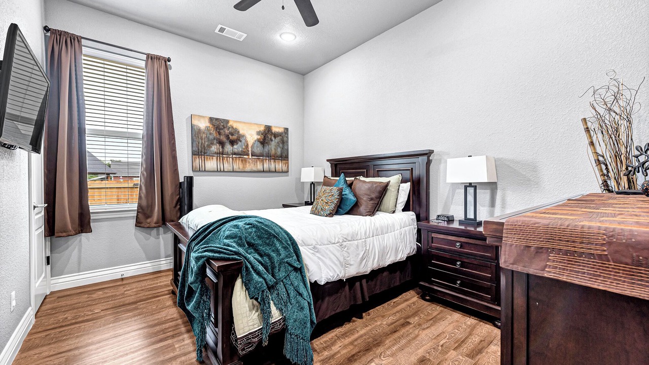 Photo of Bedroom in Springdale