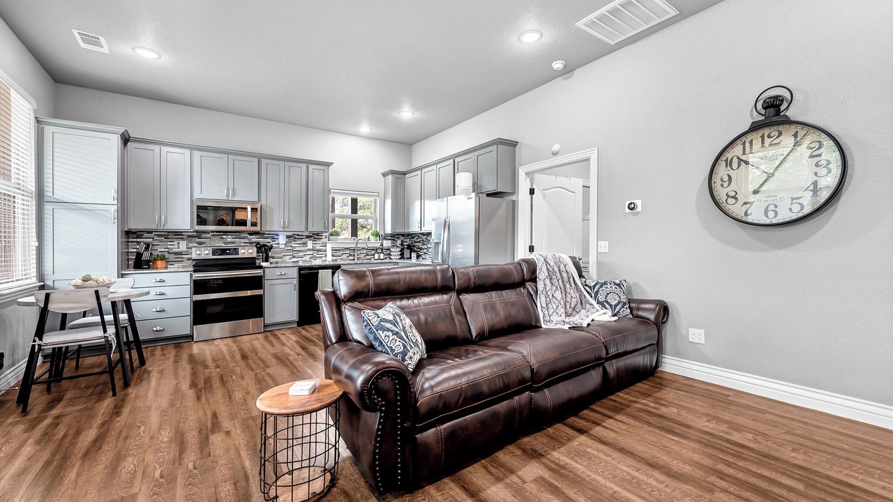 Photo of Livingroom in Springdale