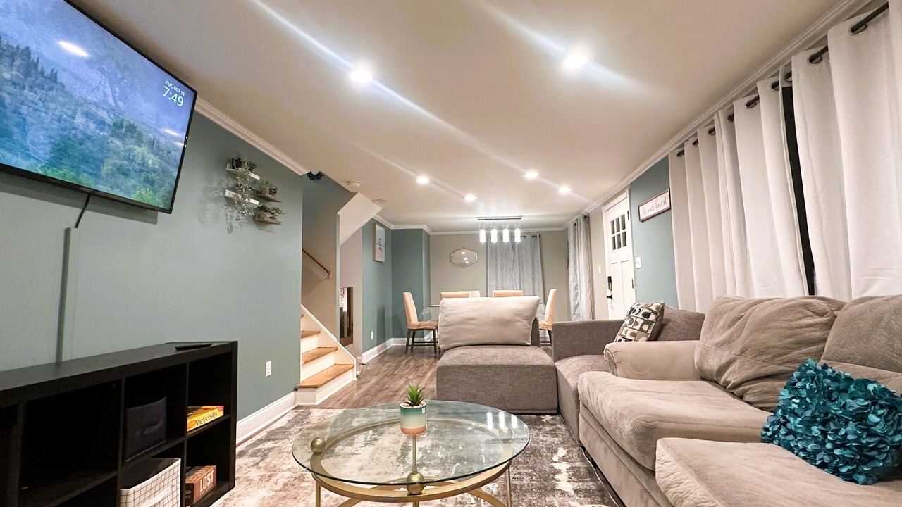 Photo of Livingroom in North Buffalo