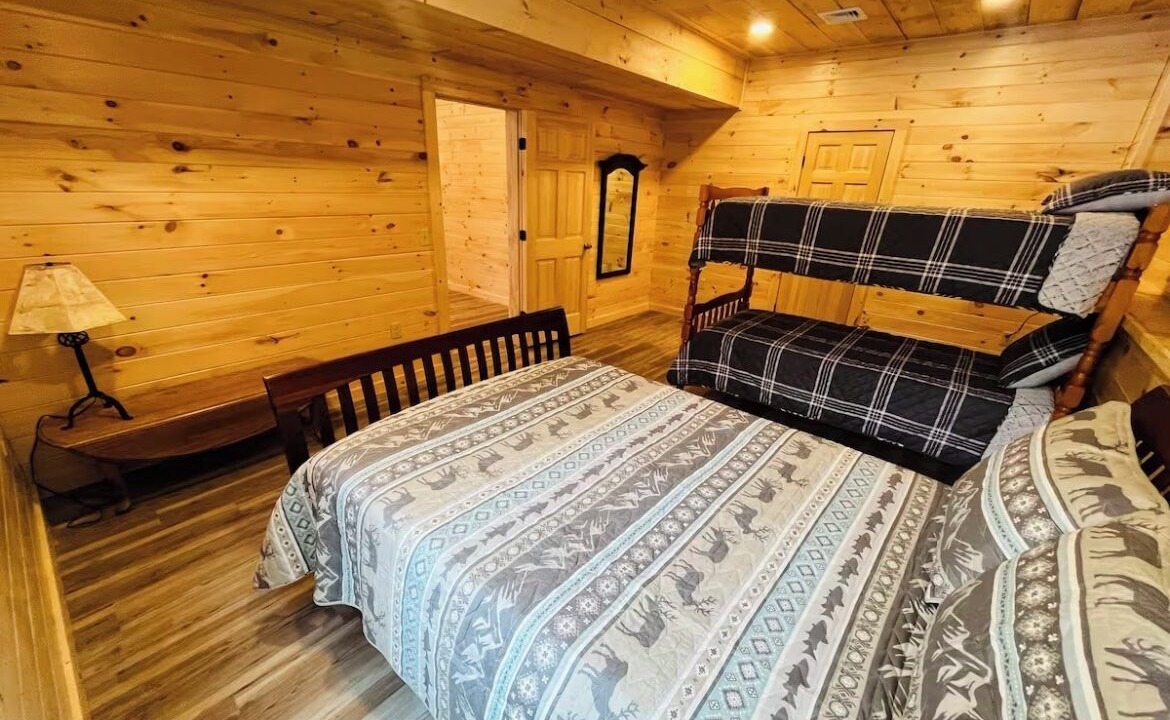Photo of Bedroom in Pittsburg