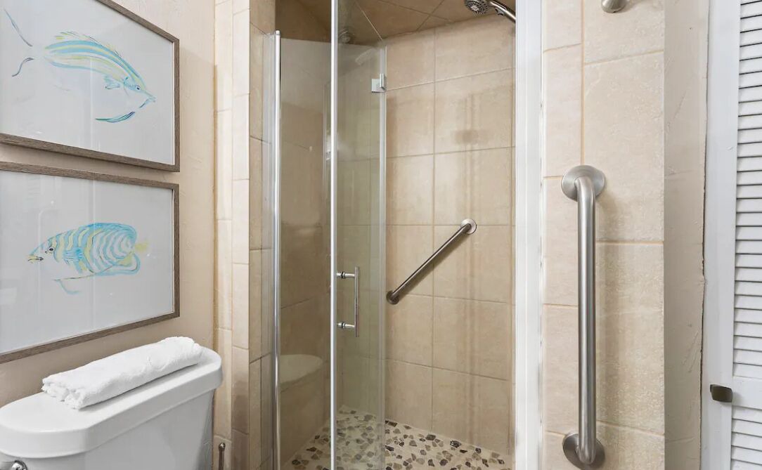 Photo of Bathroom in Geneva-on-the-Lake