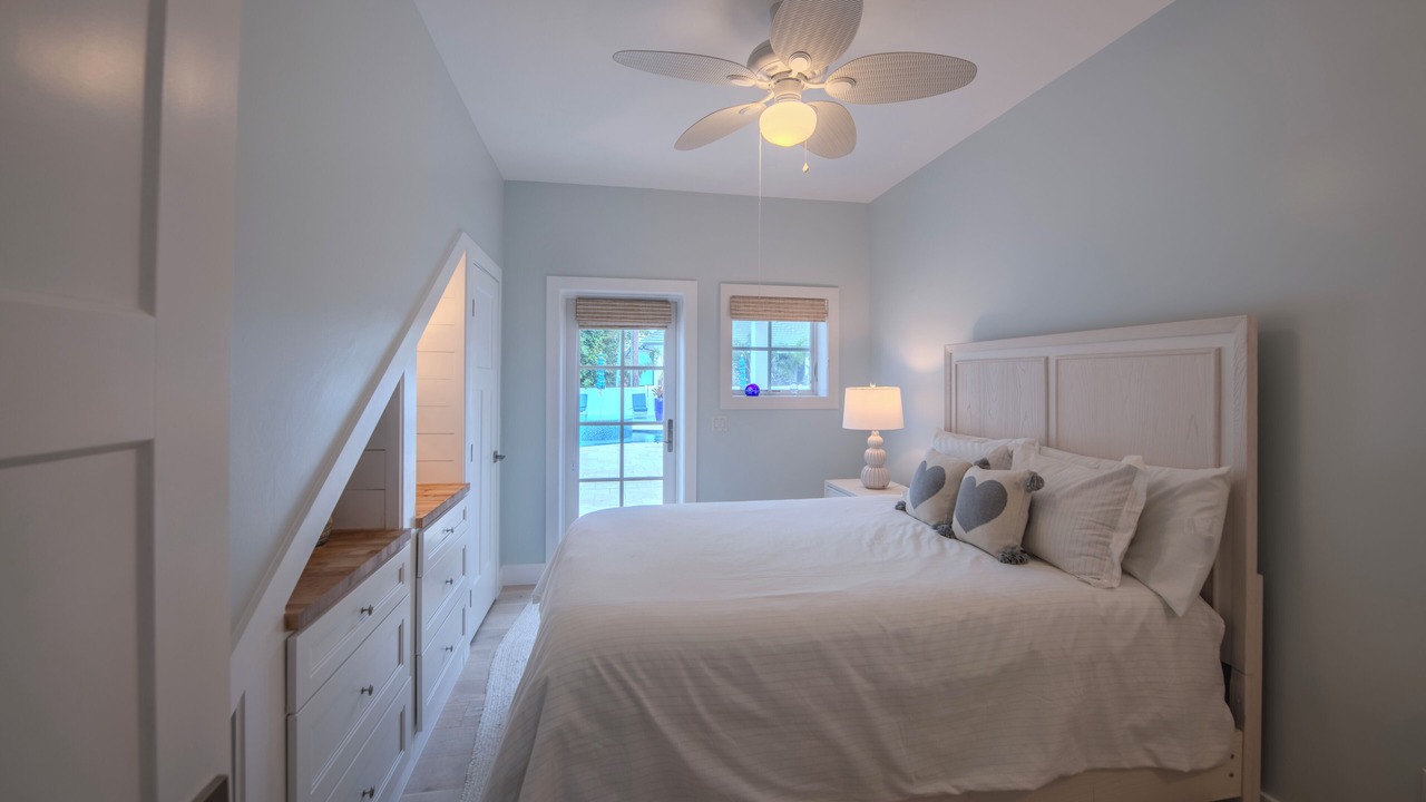 Photo of Bedroom in Naples Park
