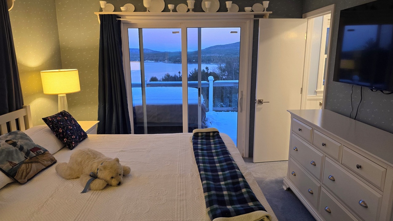 Photo of Bedroom in Hall Quarry