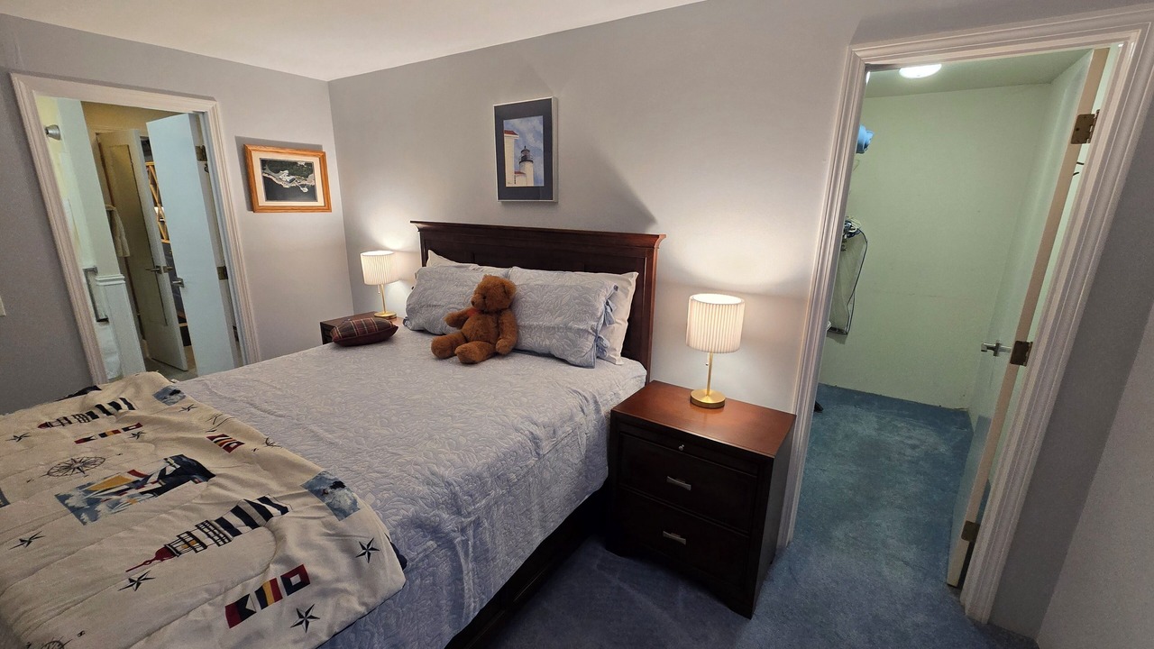 Photo of Bedroom in Hall Quarry