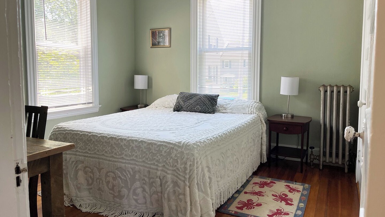 Photo of Bedroom in Back Cove