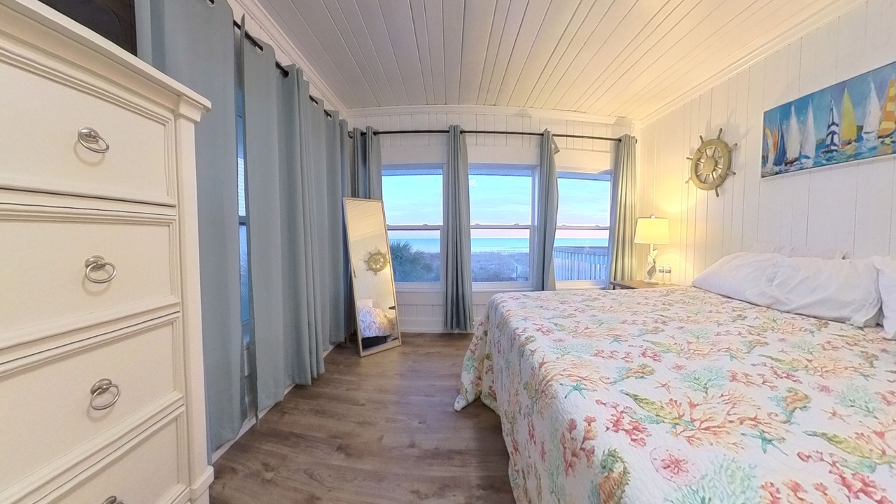 Photo of Bedroom in Crescent Beach