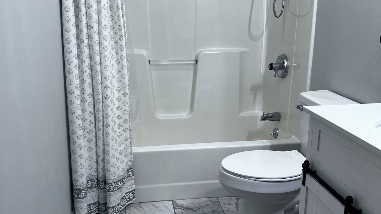 Photo of Bathroom in Center Conway
