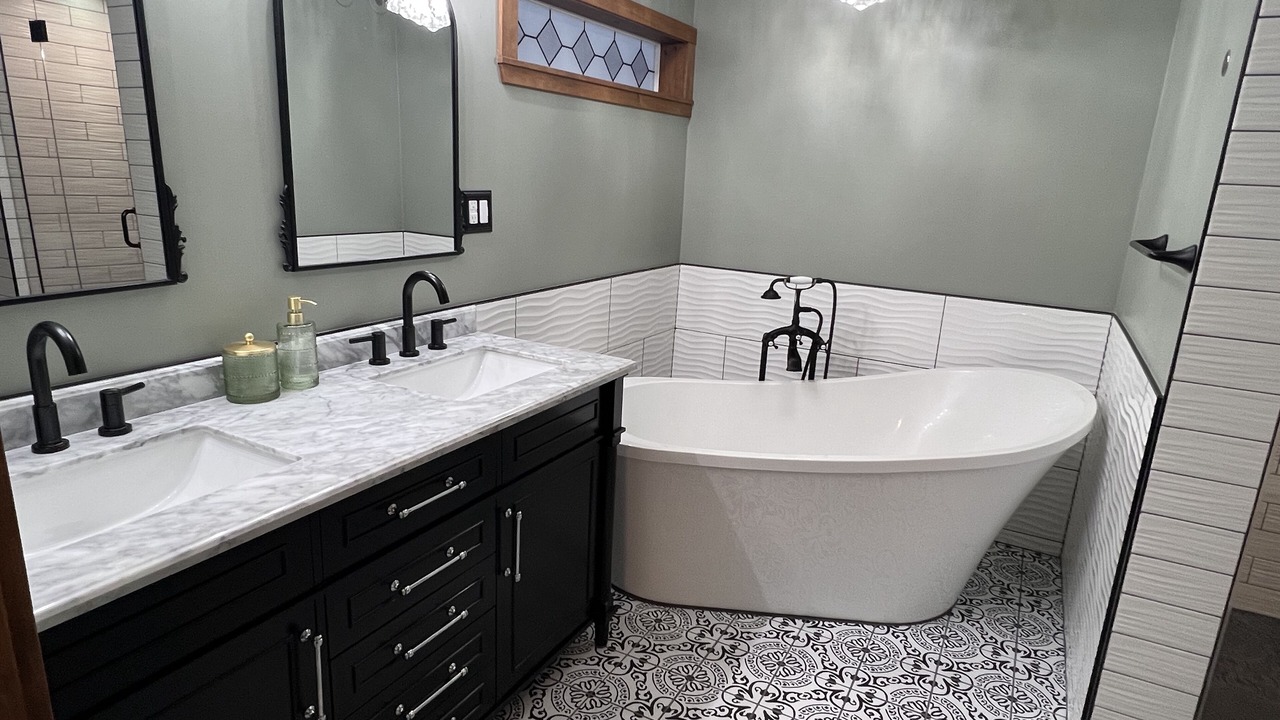 Photo of Bathroom in Center Conway