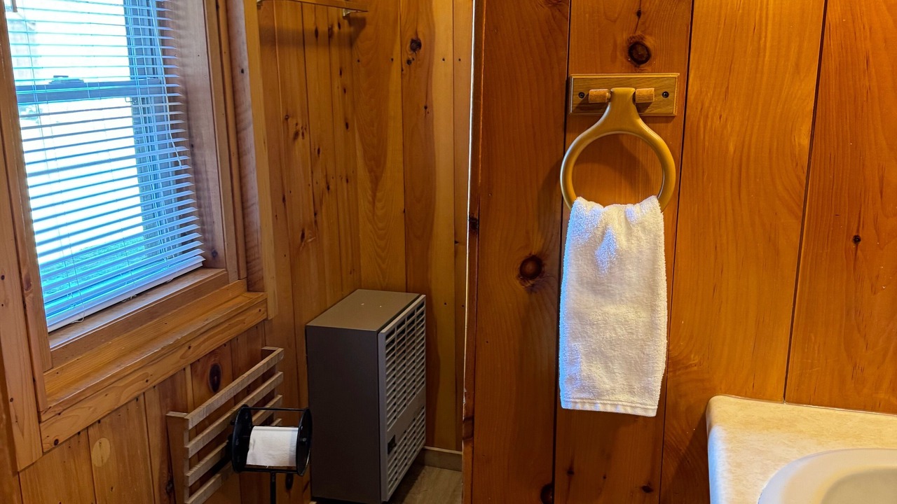 Photo of Bathroom in Pittsburg