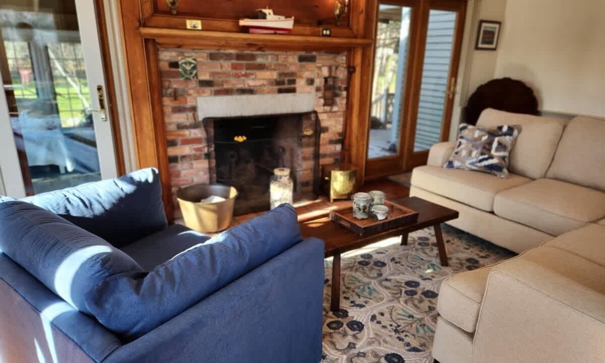 Photo of Livingroom in Lamoine Beach