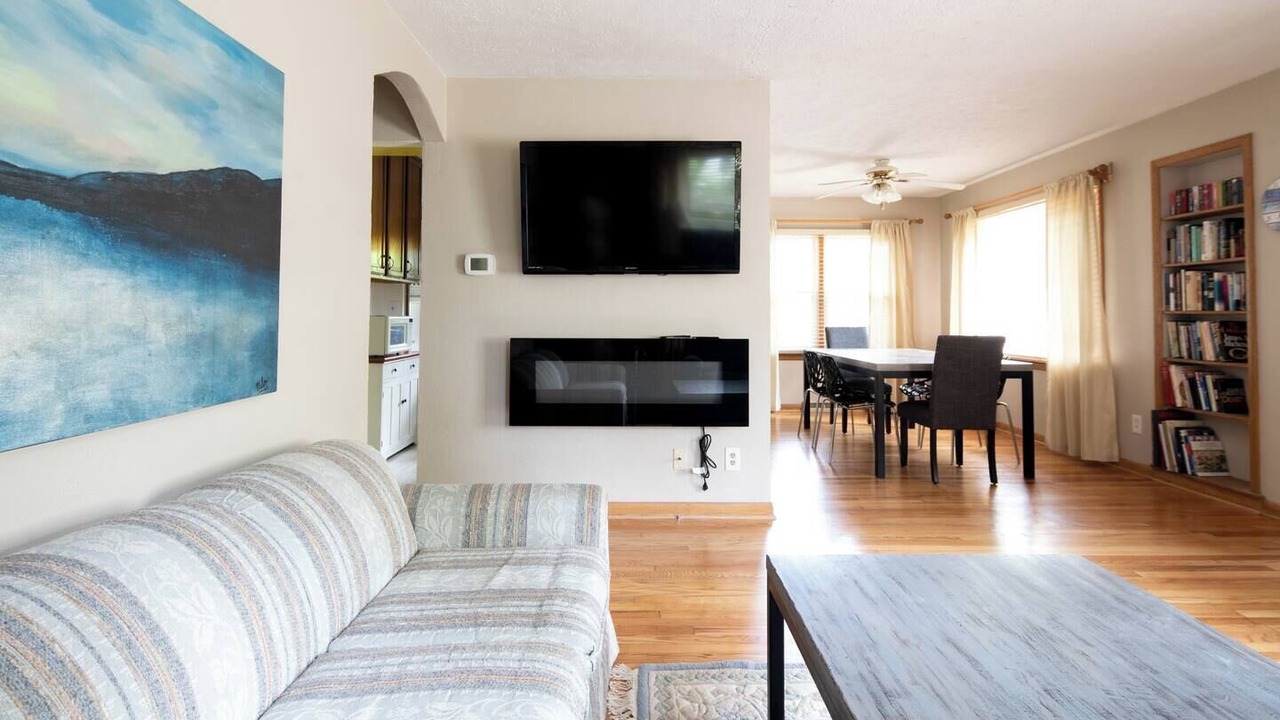 Photo of Livingroom in Portage Lakes