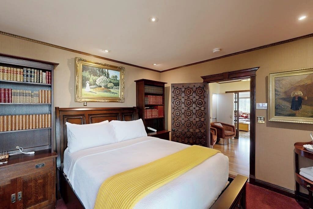 Photo of Bedroom in Bath
