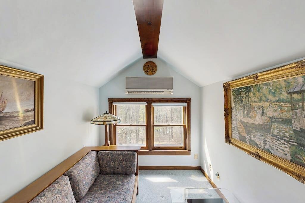 Photo of Livingroom in Bath