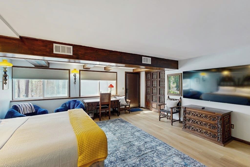 Photo of Bedroom in Bath