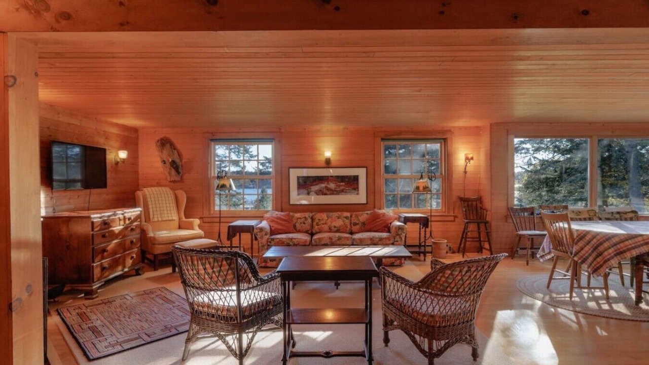Photo of Livingroom in Southwest Harbor
