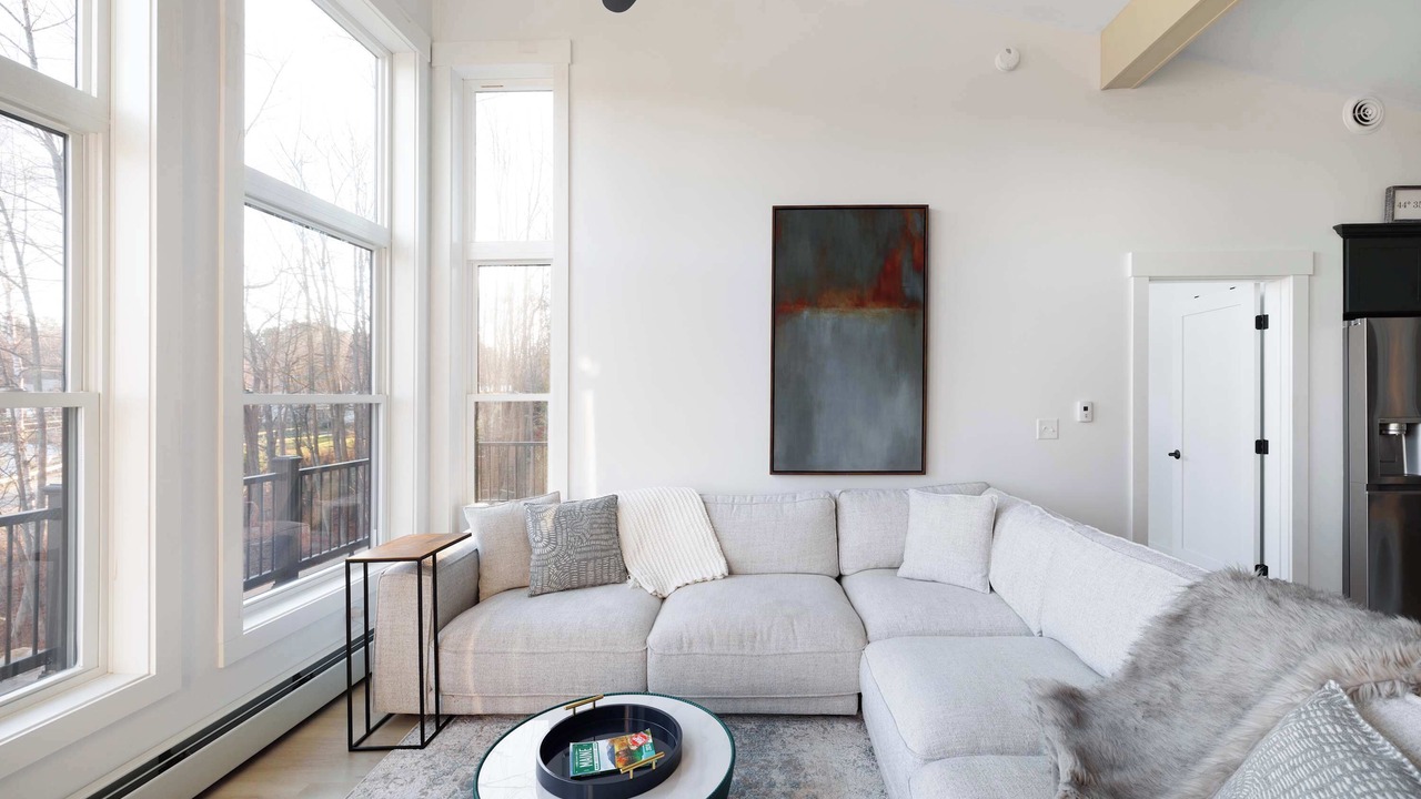 Photo of Livingroom in Dryden