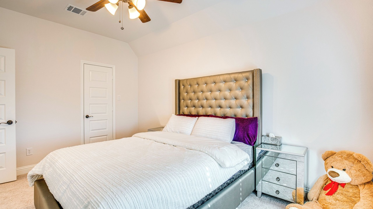 Photo of Bedroom in Frisco