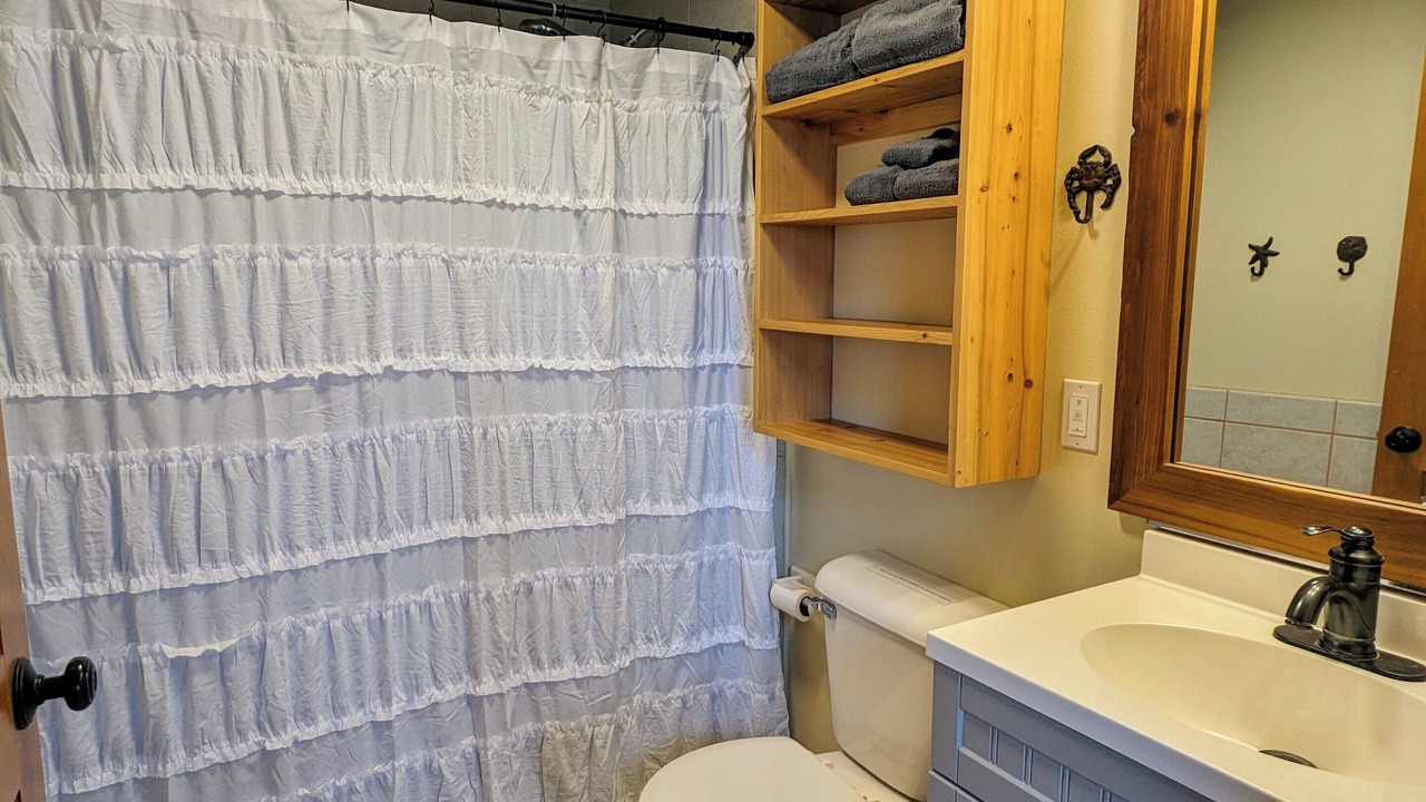 Photo of Bathroom in Diamond Ridge