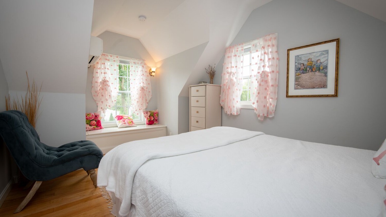 Photo of Bedroom in Narragansett Pier