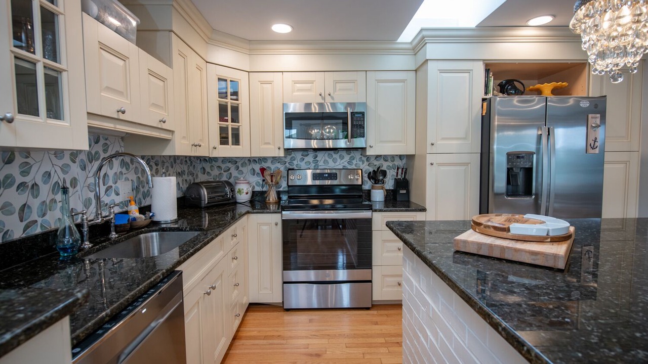 Photo of Kitchen in Narragansett Pier