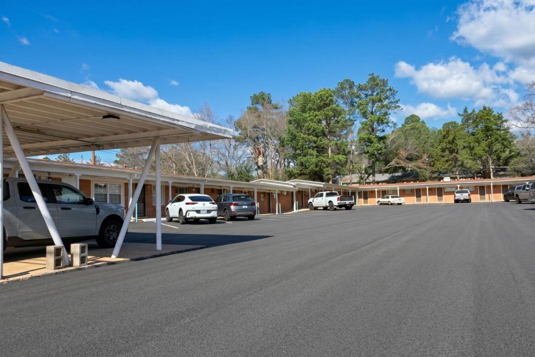 Photo of Others in Gladewater