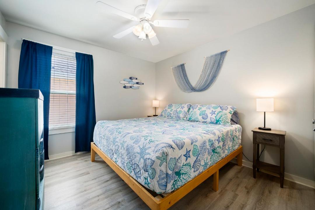 Photo of Bedroom in Rockport