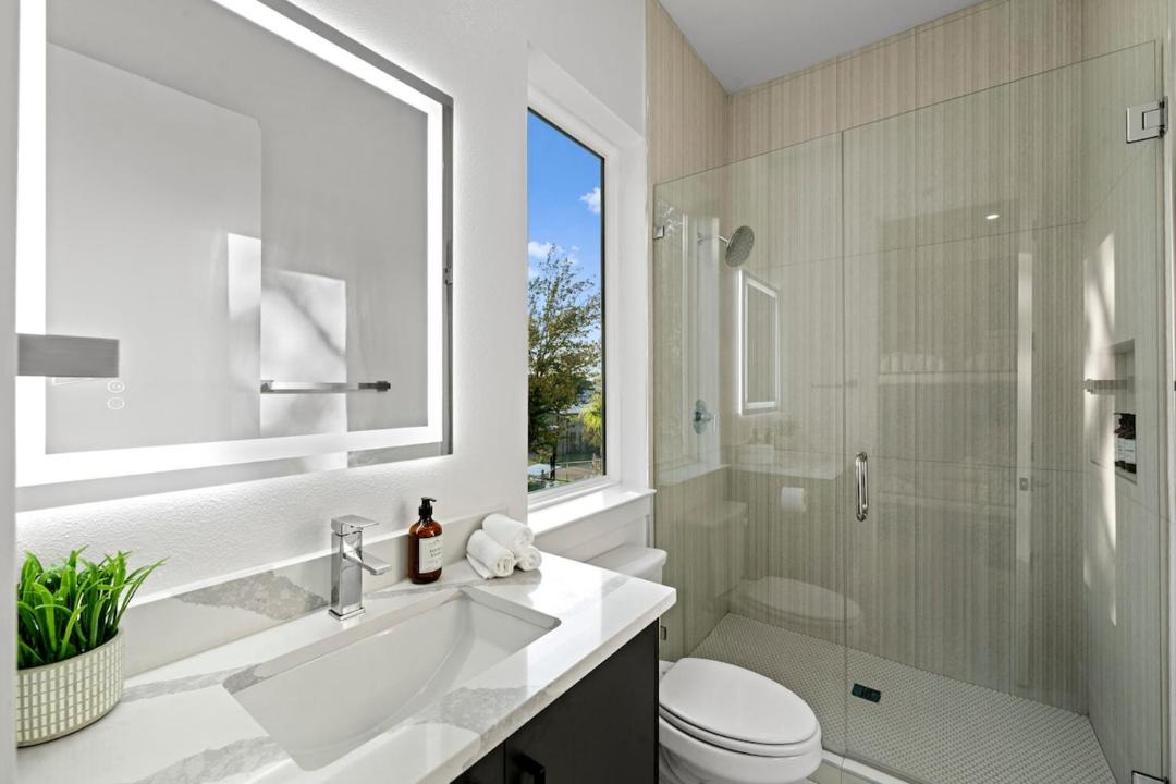 Photo of Bathroom in West Dallas