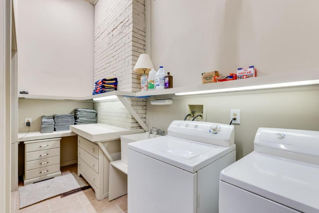 Photo of Bathroom in Hardyville