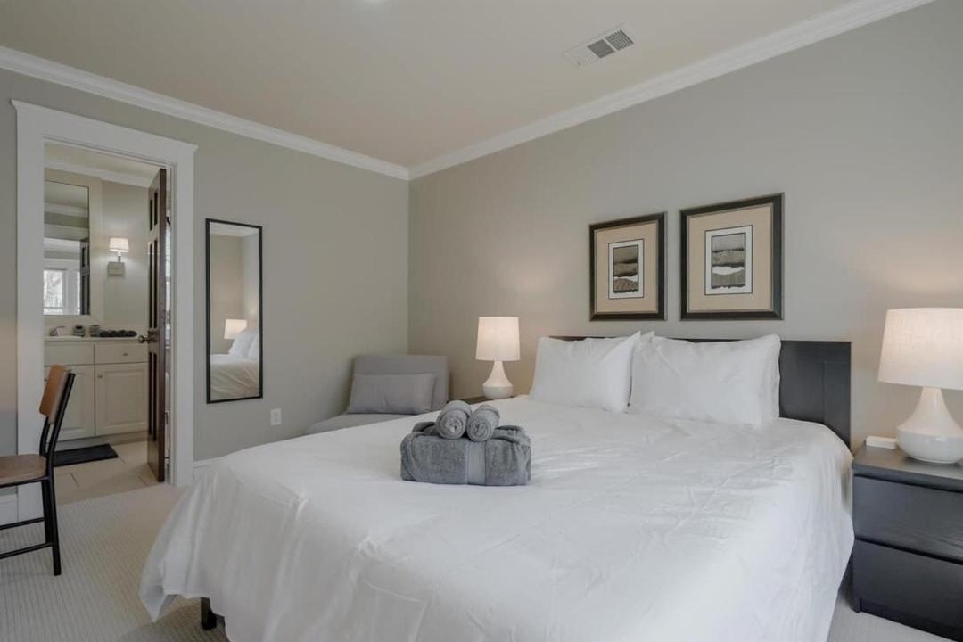 Photo of Bedroom in Uptown