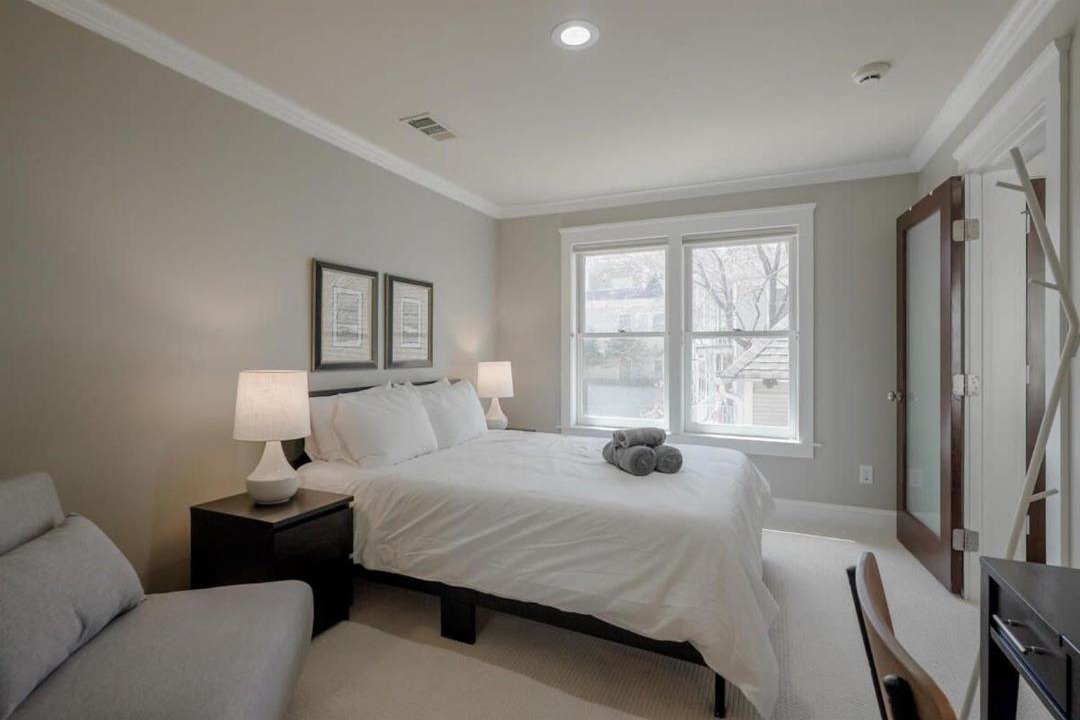 Photo of Bedroom in Uptown