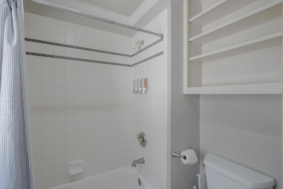 Photo of Bathroom in Uptown