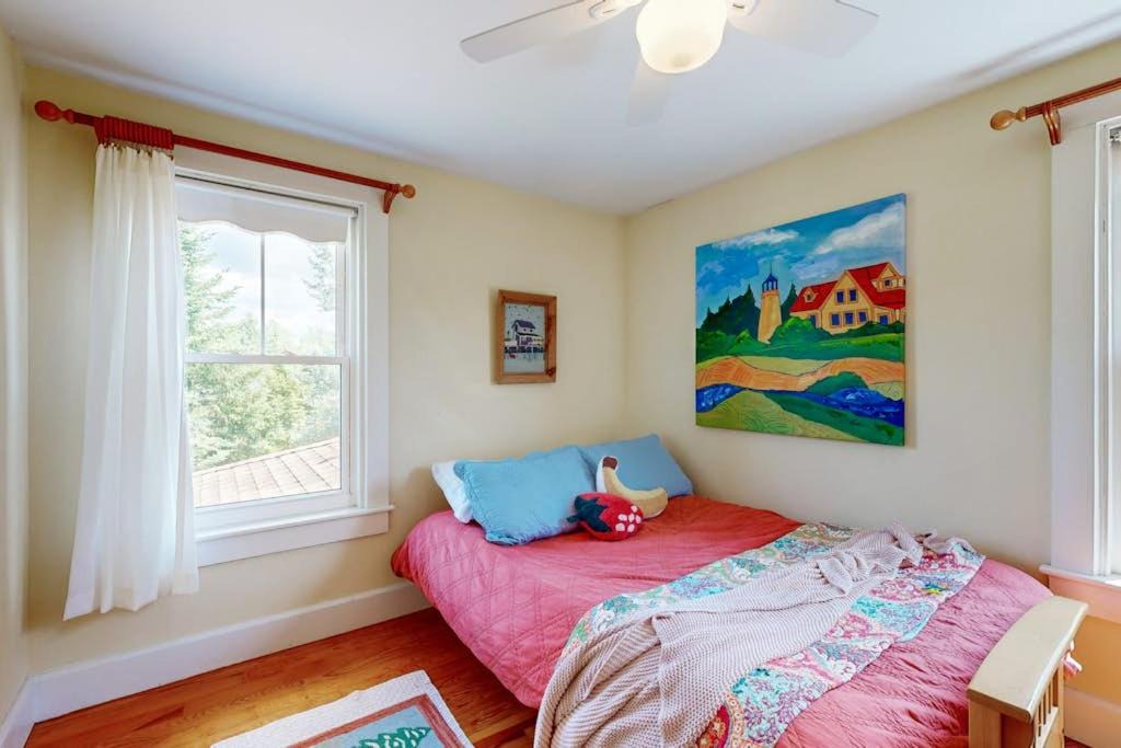 Photo of Bedroom in East Sullivan