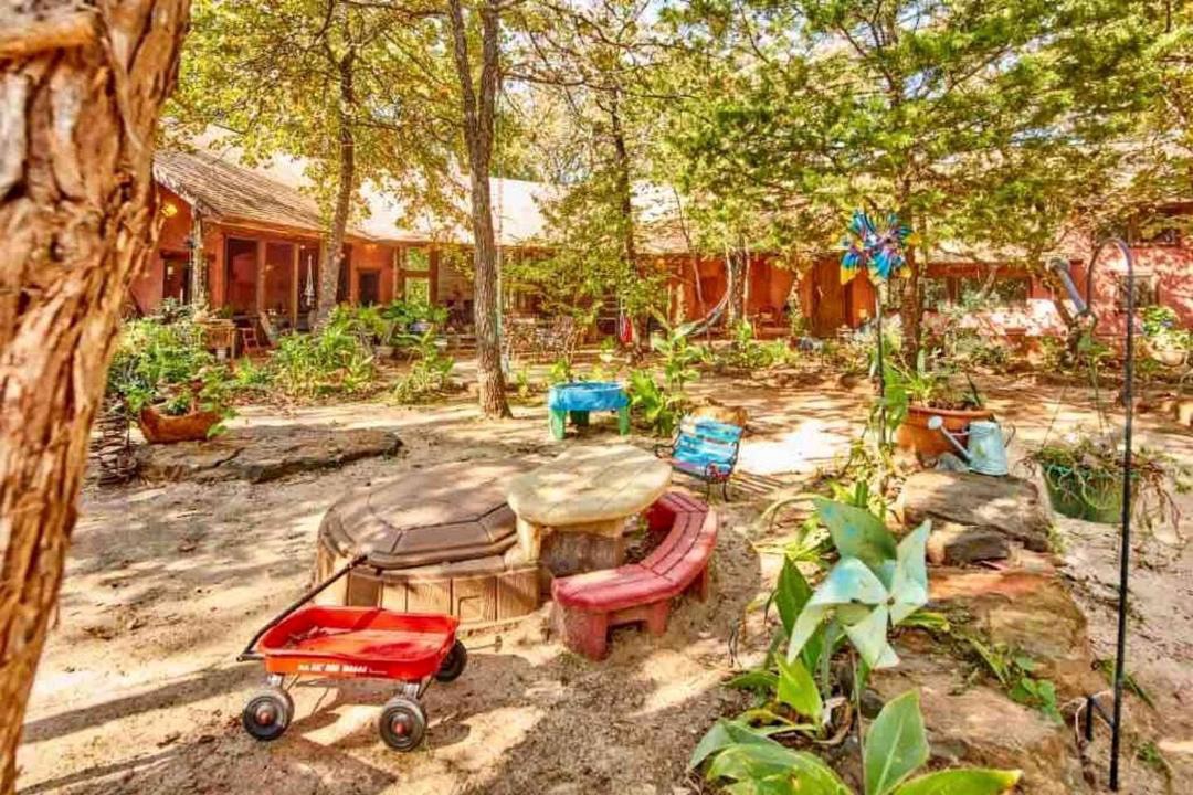 Photo of Others in Van Zandt County