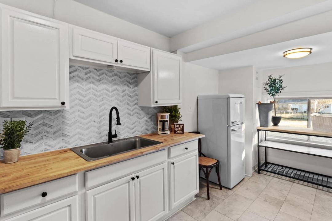 Photo of Kitchen in Mooringsport
