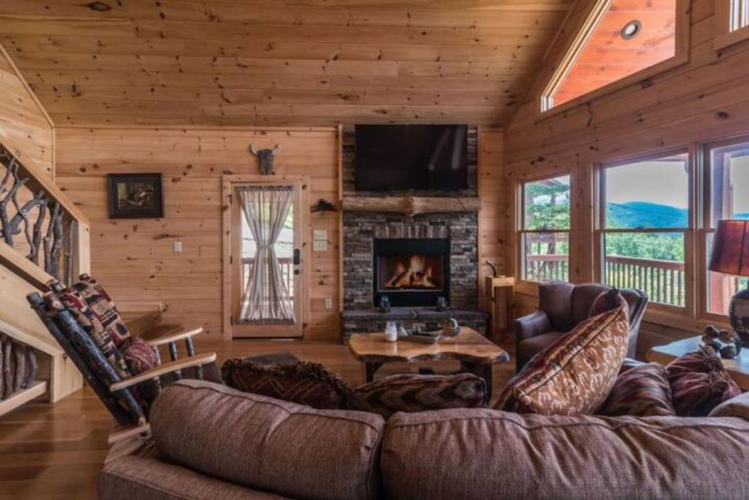 Photo of Livingroom in Morganton