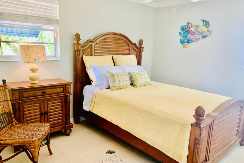 Photo of Bedroom in Naples Park