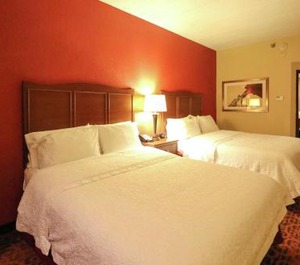 Hampton Inn 