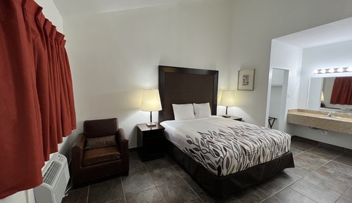 Grand Single Room