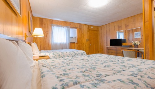 Family Room, 2 Queen Beds, Kitchenette