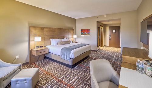 Deluxe Room, 1 King Bed, Non Smoking (East Tower)