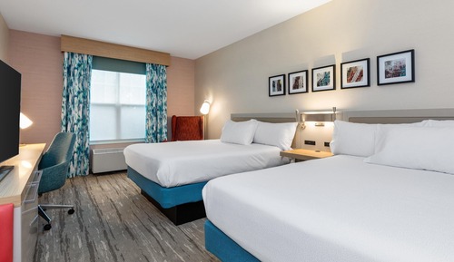 Two Queen Beds
