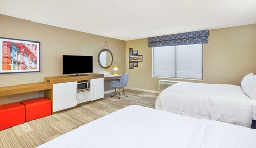 Room, 2 Queen Beds, Accessible, Non Smoking (Hearing)