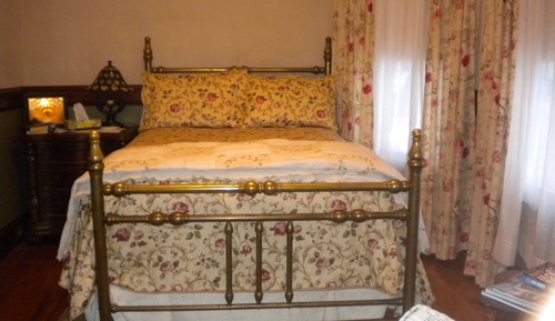 Standard Single Room, 1 Queen Bed