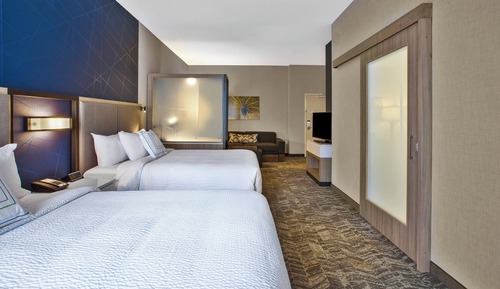 Suite, Multiple Beds, Hearing Accessible