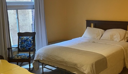  Owner's Suite, Full Bath with Shower