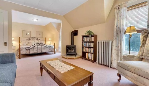 Harrison Suite