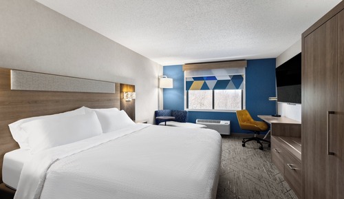 Standard Room, 1 King Bed
