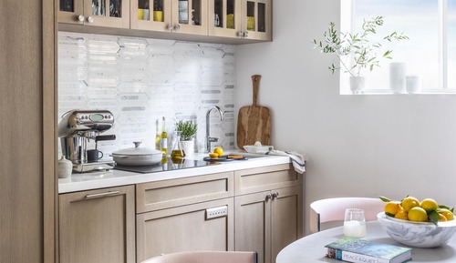 Coastal Kitchen King One Bedroom Suite