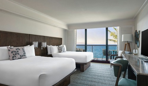 Room, 2 Queen Beds, Balcony, Oceanfront (Oceanfront)
